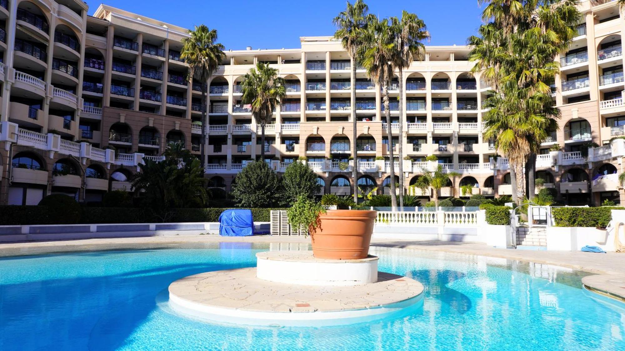 Appartement 556, Vue Mer Et Piscine By Palmazur Vacances Cannes Luaran gambar