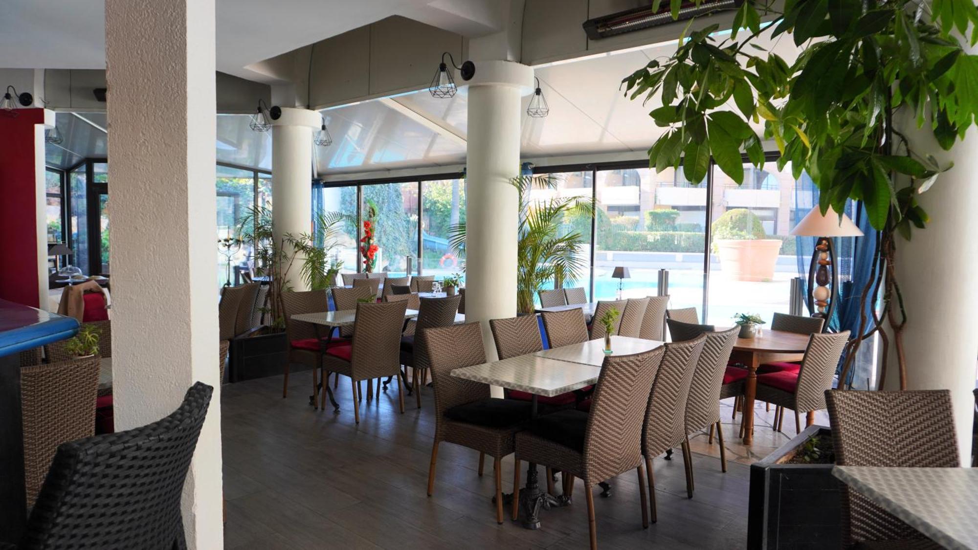 Appartement 556, Vue Mer Et Piscine By Palmazur Vacances Cannes Luaran gambar